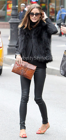 Olivia Palermo wearing Hermès Vintage Clutch - Celebrity Style Guide