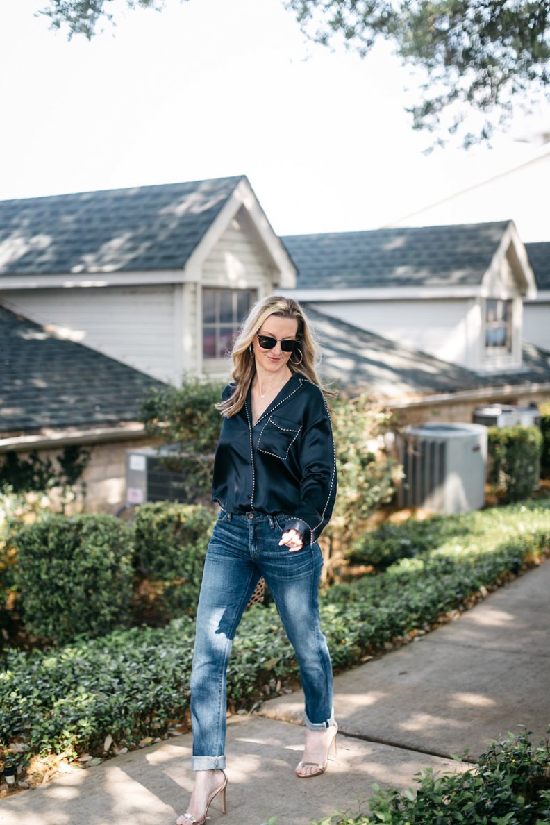 How High Waisted Jeans Make an Oversize Shirt Look Polished