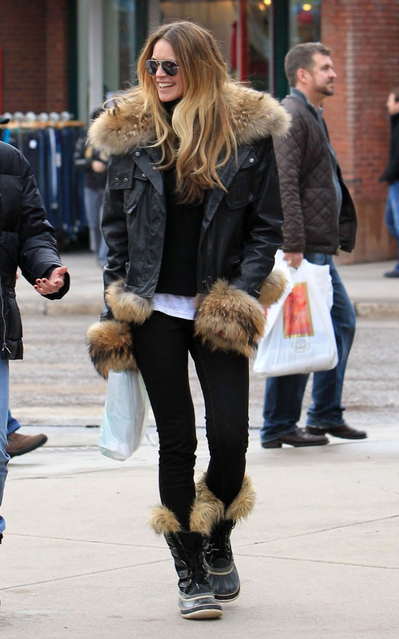 How Hollywood Celebrities Stay Warm AND Stylish